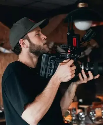Hiring a video production agency vs doing it yourself: which is best?